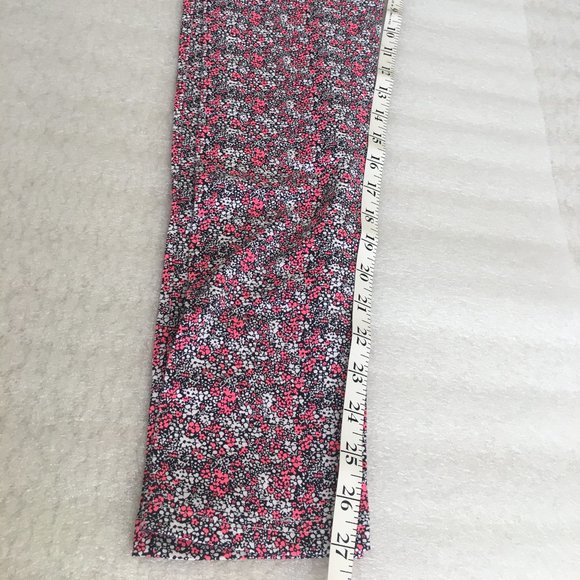 Girl's Floral Printed Legging - Picture 3 of 4